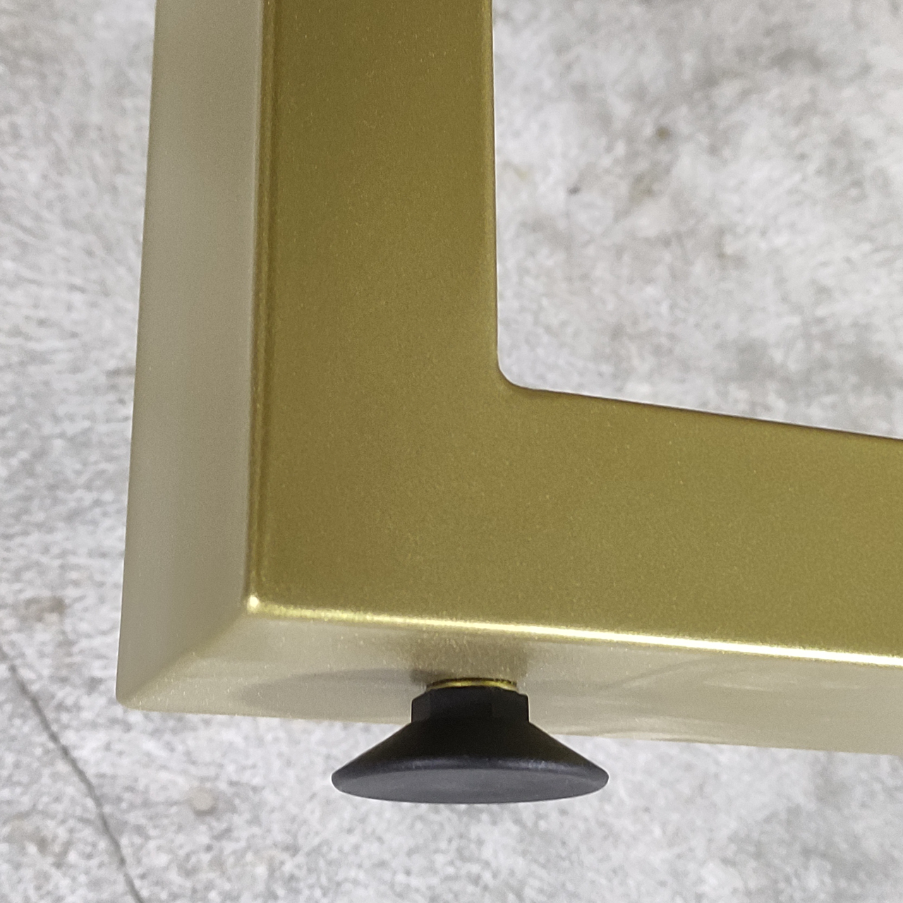 Комплект опор регулируемых для стола из металла 600х100 мм H 730 мм 2 шт. Золотой (1029) - фото 2 Комплект опор регулируемых для стола из металла 600х100 мм H 730 мм 2 шт. Золотой (1029) - фото 2