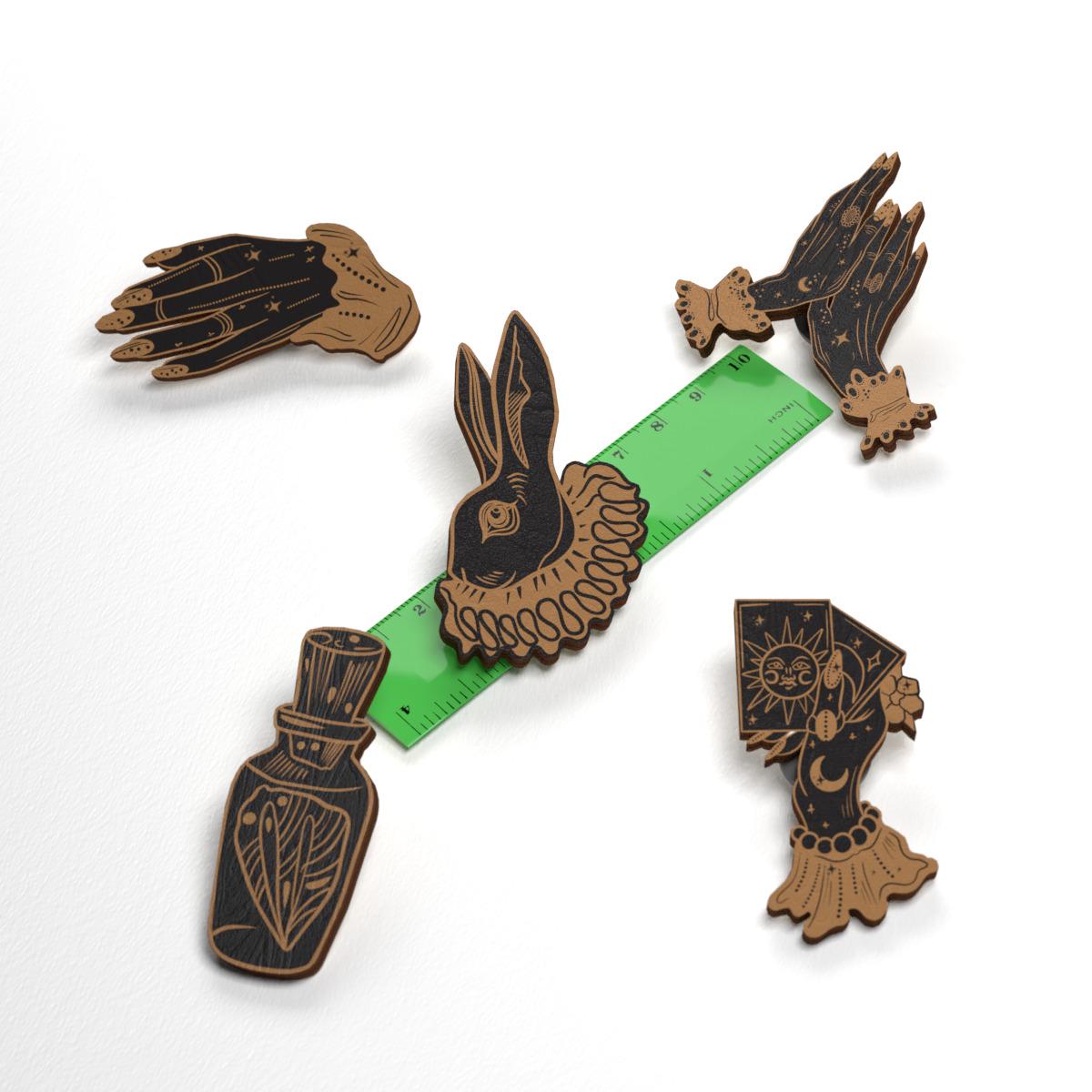 Набор значков Lex Altern Красивые элегантные руки из дерева 5 шт. - фото 2 Набор значков Lex Altern Красивые элегантные руки из дерева 5 шт. - фото 2