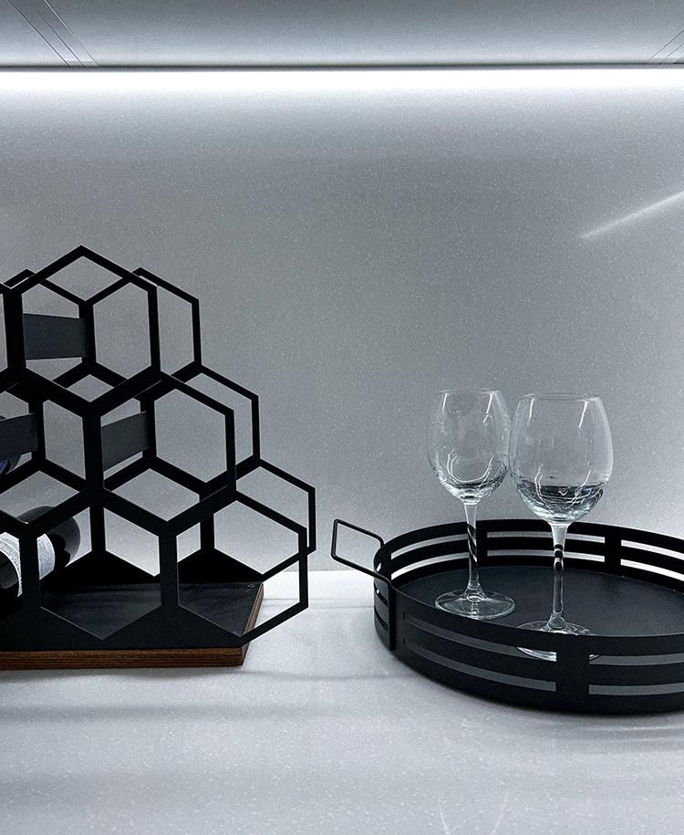 Подставка для вина NC Home Соты из деревянного основания на 9 бутылок (110224) - фото 8 Подставка для вина NC Home Соты из деревянного основания на 9 бутылок (110224) - фото 8