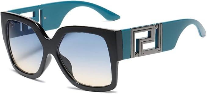 Солнцезащитные очки Pretty Little Thing 4402 one size Зеленый