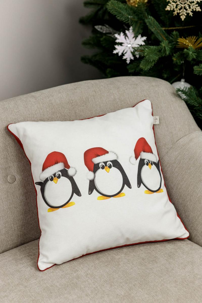 Наволочка декоративная Три пингвина 45х45 см (031694) - фото 3 Наволочка декоративная Три пингвина 45х45 см (031694) - фото 3