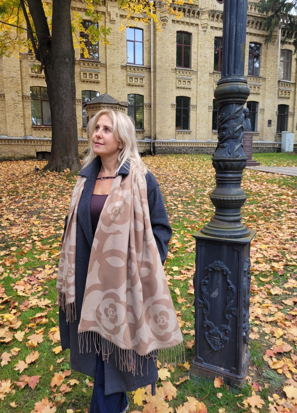 Шарф женский кашемировый с элегантным принтом Цветы 180х70 см Бежевый/Капучино (05547)