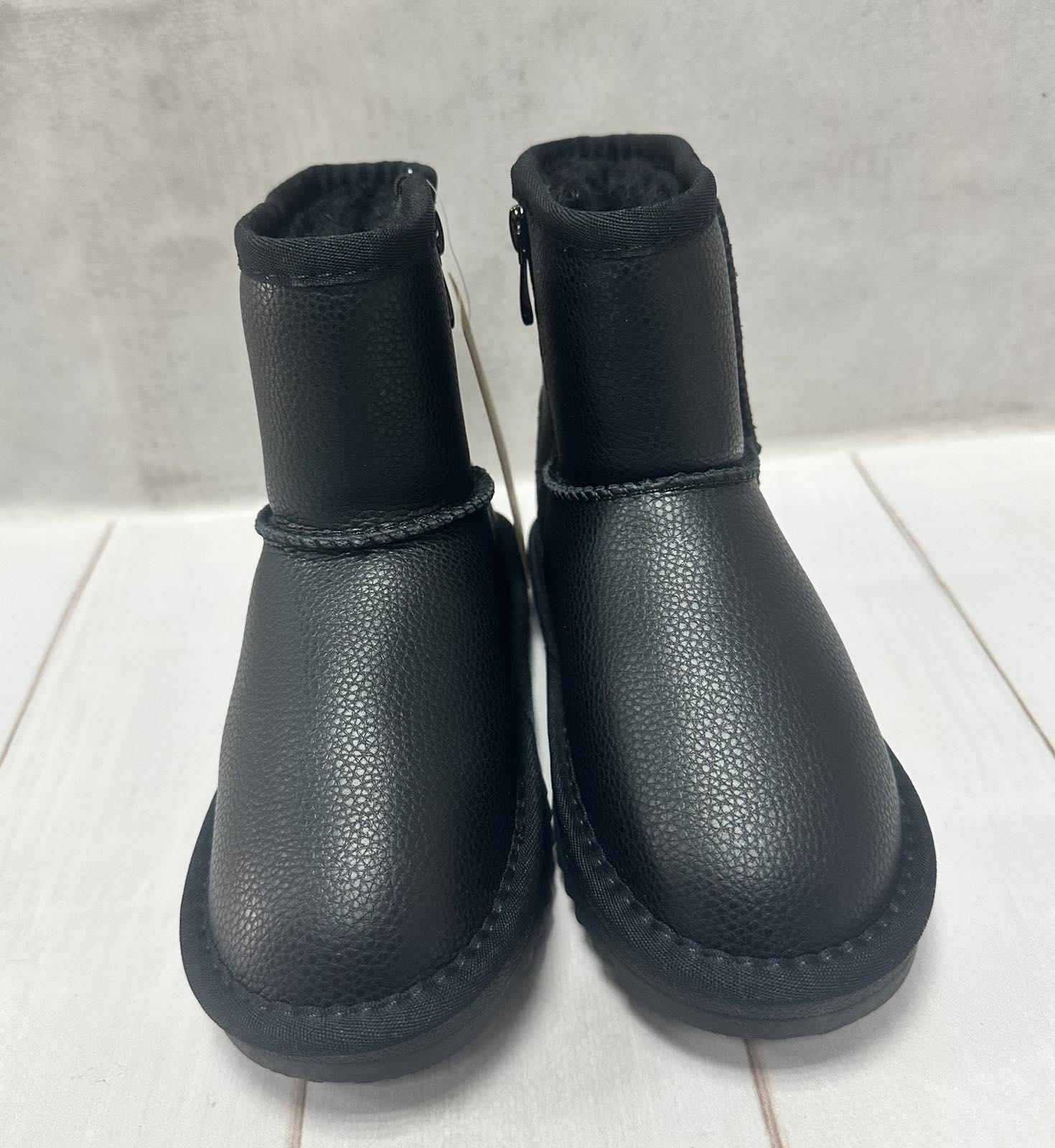 Уггі дитячі Ugg itts маломіри шкіра р. 32 20 см Чорний - фото 5