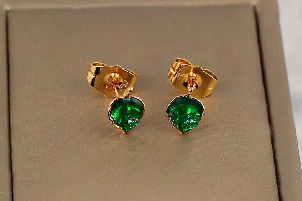 Серьги гвоздики Xuping Jewelry Зеленый листочек с капелькой 9 мм Золотистый