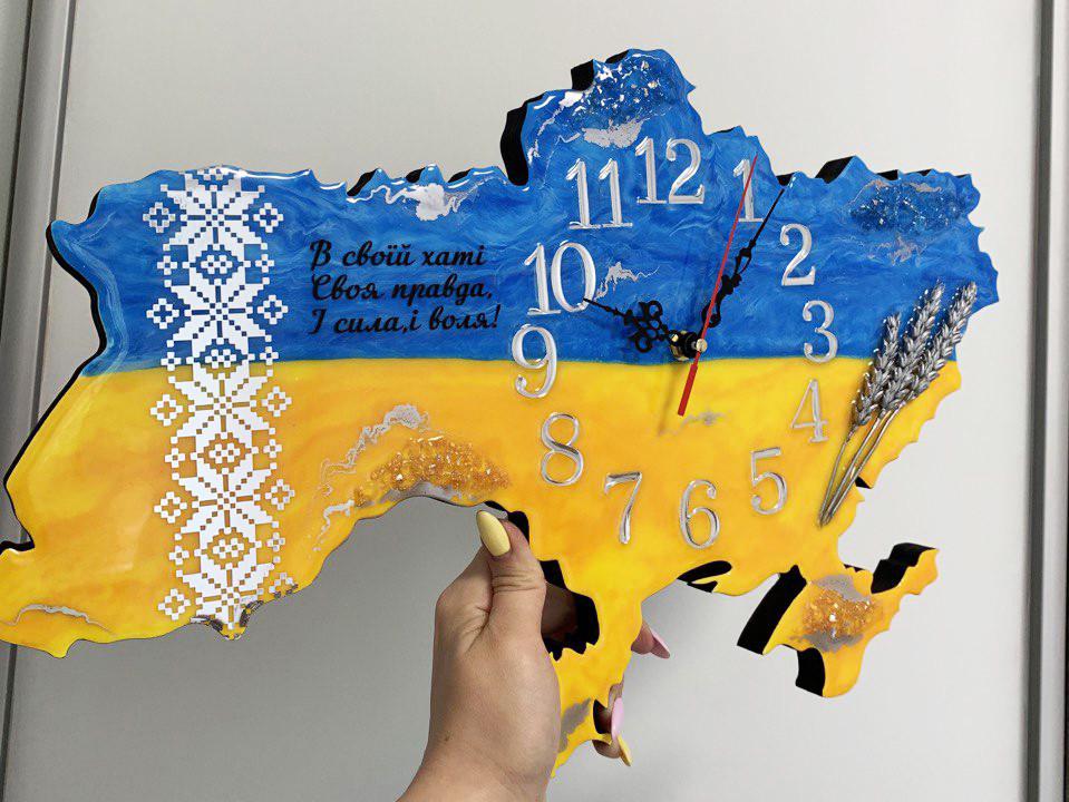 Часы настенные из эпоксидной смолы Карта Украины 100x67 см