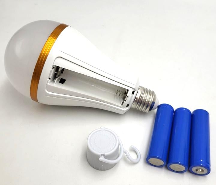 Лампа светодиодная на аккумуляторе Emergency lamp E27 30 Вт 3 аккумулятора 9621-2/320 Лампа светодиодная на аккумуляторе Emergency lamp E27 30 Вт 3 аккумулятора 9621-2/320