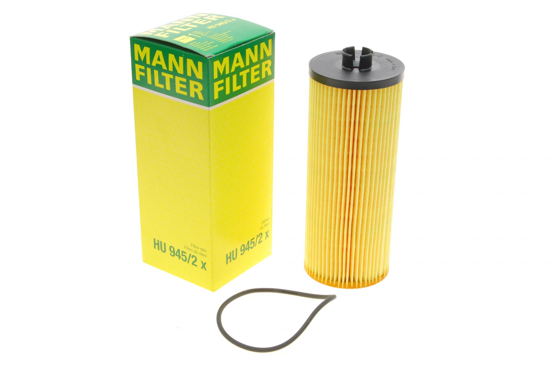 Фильтр масляный Mann-Filter для MB Atego 6,4d/7,2d OM906/OM926 98-/Maz 6,4d 95- (HU 945/2 X)