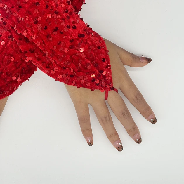 Перчатки новогодние с пайетками и мехом One size Красный (2825448537) - фото 4 Перчатки новогодние с пайетками и мехом One size Красный (2825448537) - фото 4