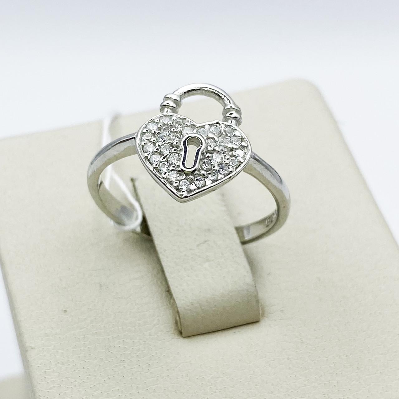 Кольцо серебряное Сердце с кубическим цирконием на замке р. 17 1,8 г (1930149256)