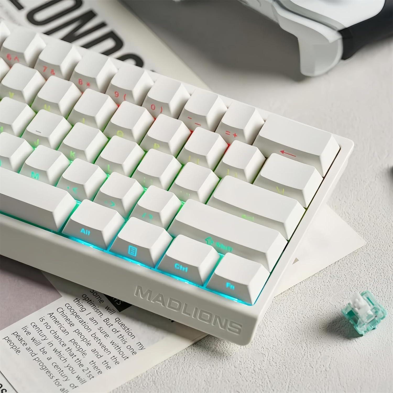 Клавіатура ігрова дротова MADLIONS MAD 60HE RGB Rapid Trigger магнітний перемикач ПК/Mac White - фото 3 Клавіатура ігрова дротова MADLIONS MAD 60HE RGB Rapid Trigger магнітний перемикач ПК/Mac White - фото 3