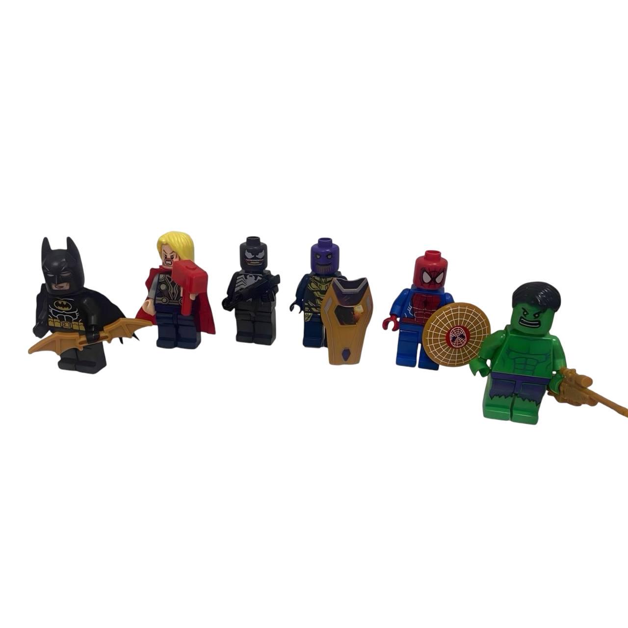 Набор игровых фигурок коллекционный Marvel с 6 героев и оружием (29674276)