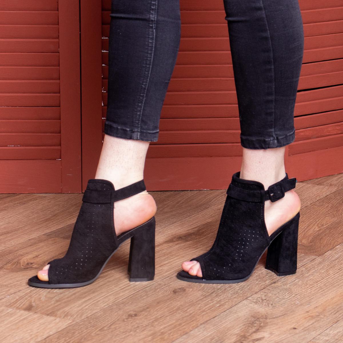 Босоножки женские Fashion р. 38 24,5 см Черный (1566)