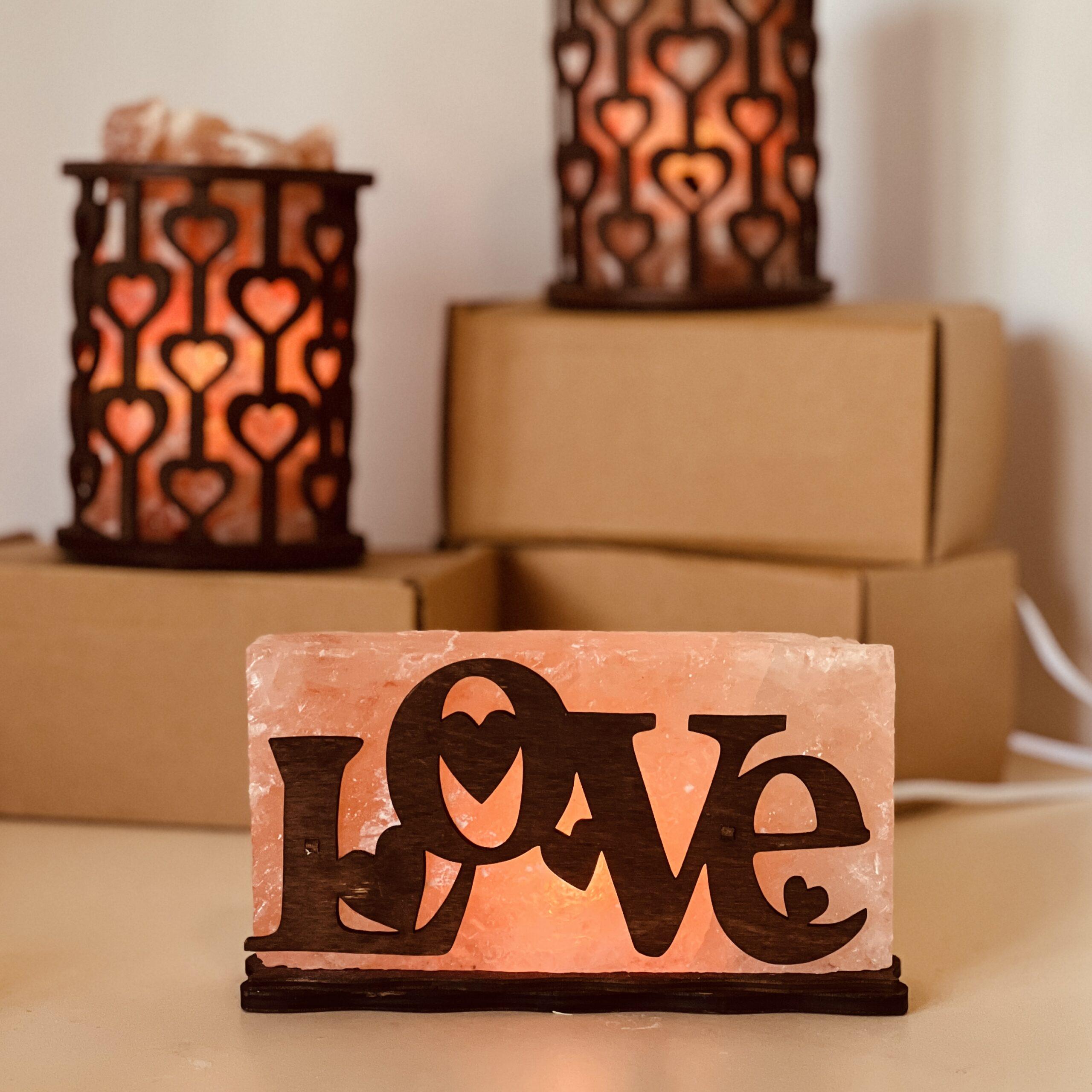 Соляна лампа декоративна Himalayan Кохання 2 кг (29903000) - фото 9