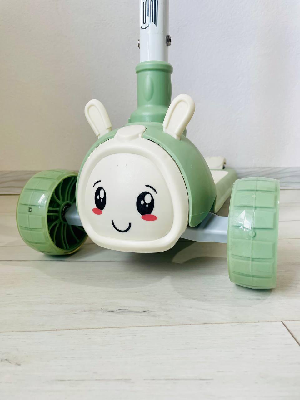 Самокат трехколесный Skiper колеса PU/украинская озвучка и подсветка 125х40 мм (26398285) - фото 3 Самокат трехколесный Skiper колеса PU/украинская озвучка и подсветка 125х40 мм (26398285) - фото 3