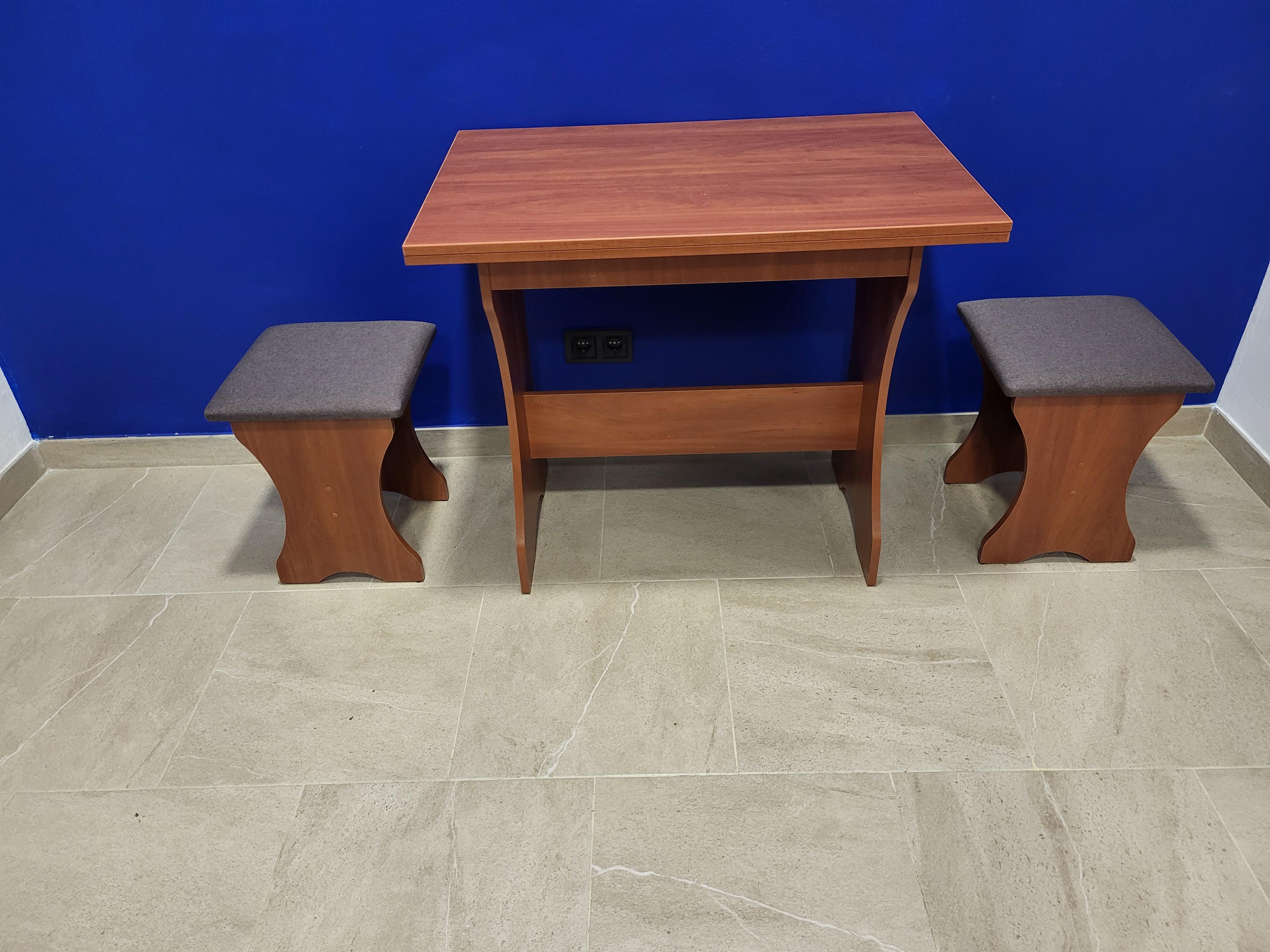 Стол раскладной и 2 табурета Семейный Яблоня/Бонус Нова (STT-Y-BN)