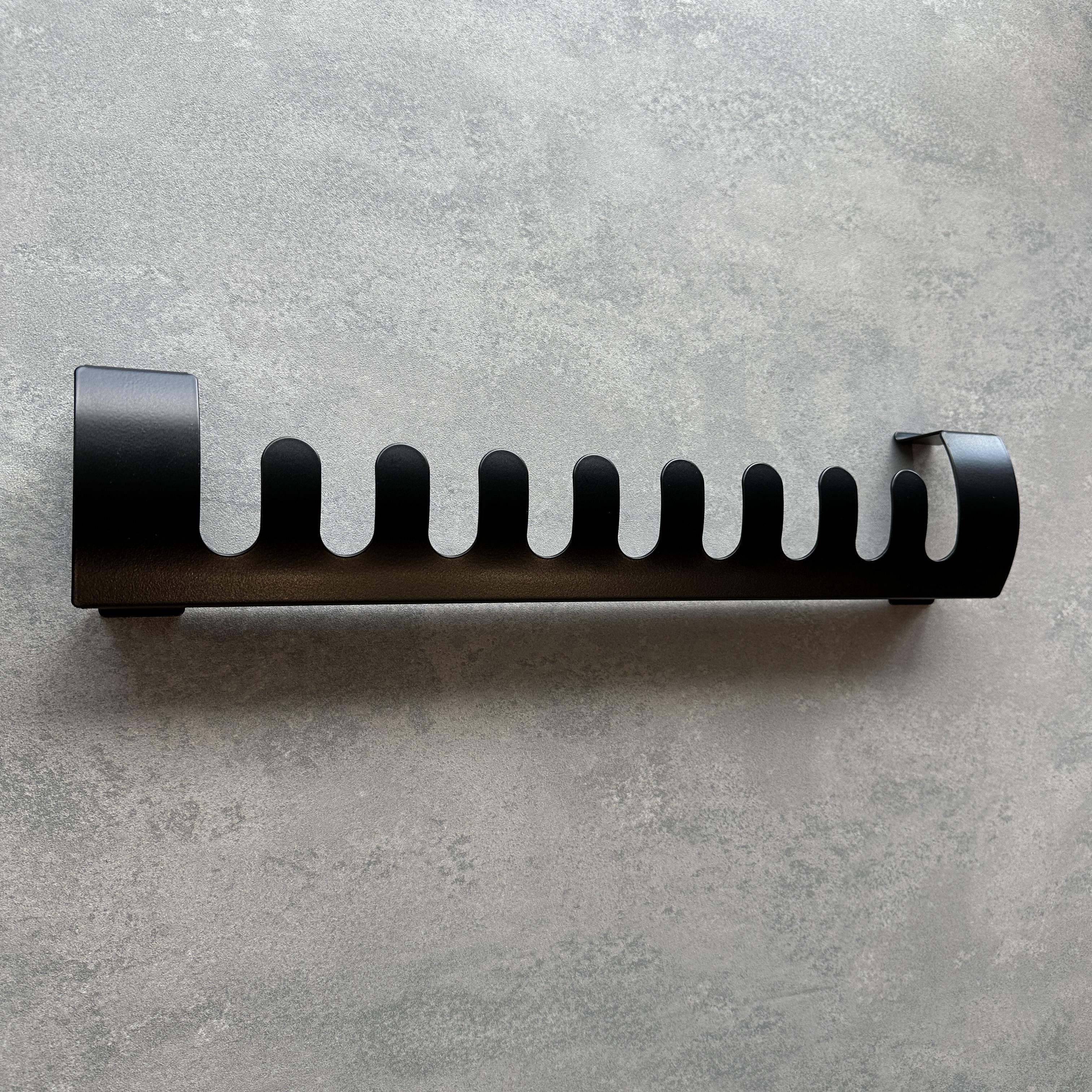 Вешалка Terma Simple 500 мм Black mat (266)