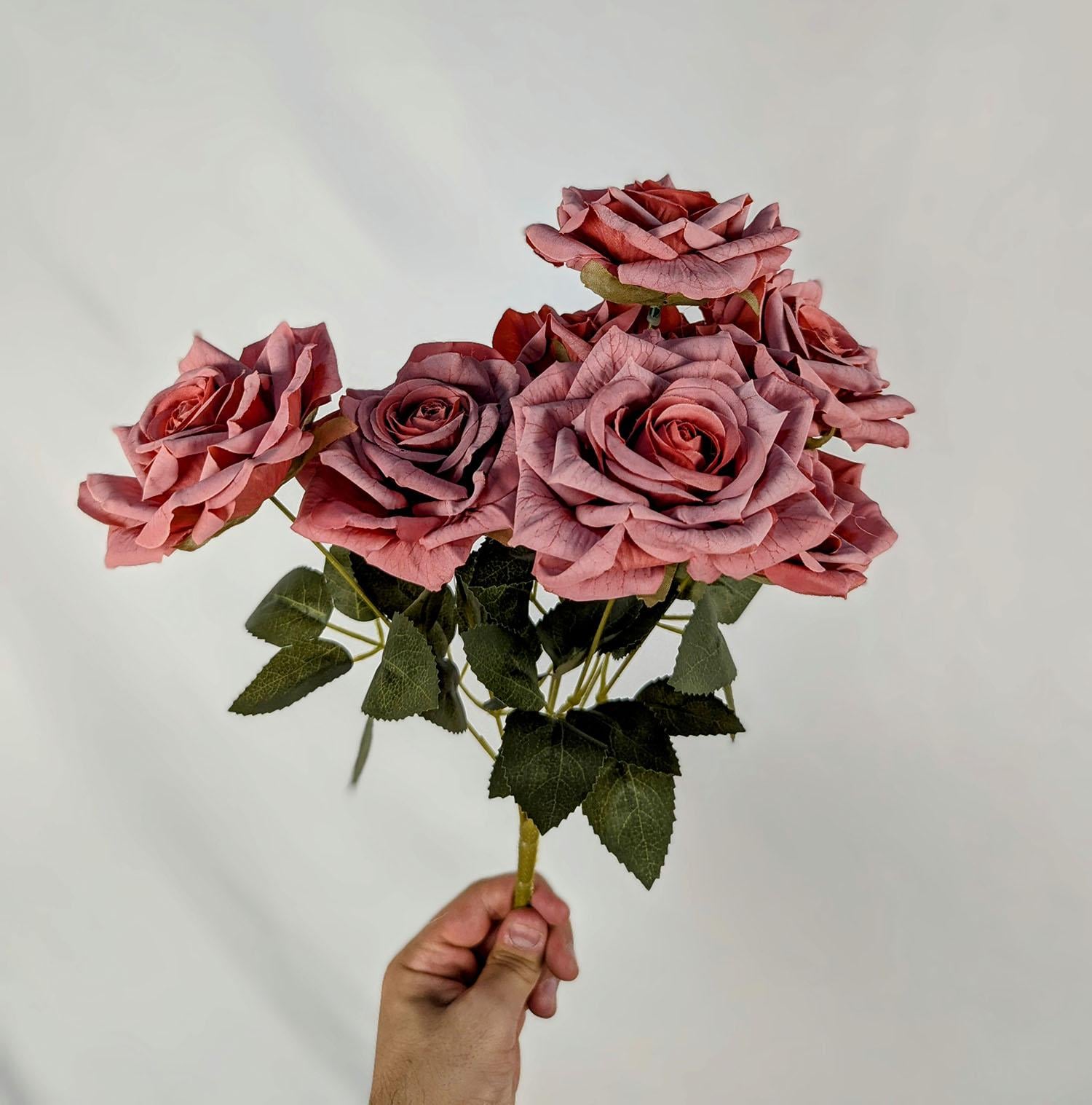 Букет штучних троянд 41 см Пудровий