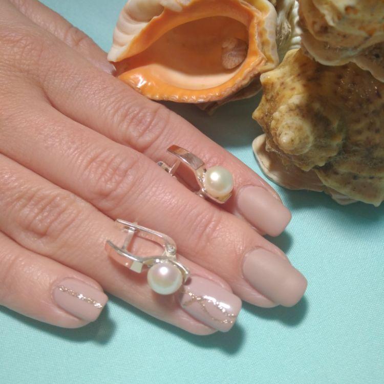 Серебряные серьги Хай-тэк с золотыми вставками и жемчугом - фото 2 Серебряные серьги Хай-тэк с золотыми вставками и жемчугом - фото 2