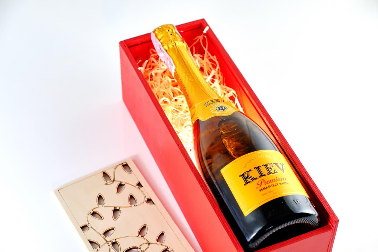 Подарункова коробка Чарівні іскорки Зробив Тато (BOX2001) - фото 2 Подарункова коробка Чарівні іскорки Зробив Тато (BOX2001) - фото 2