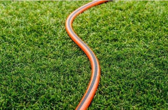 Шланг садовый Cellfast Orange 1/2" 25 м 5 слоев до 24 бар -10-+50 °C (15-003) - фото 4 Шланг садовый Cellfast Orange 1/2" 25 м 5 слоев до 24 бар -10-+50 °C (15-003) - фото 4