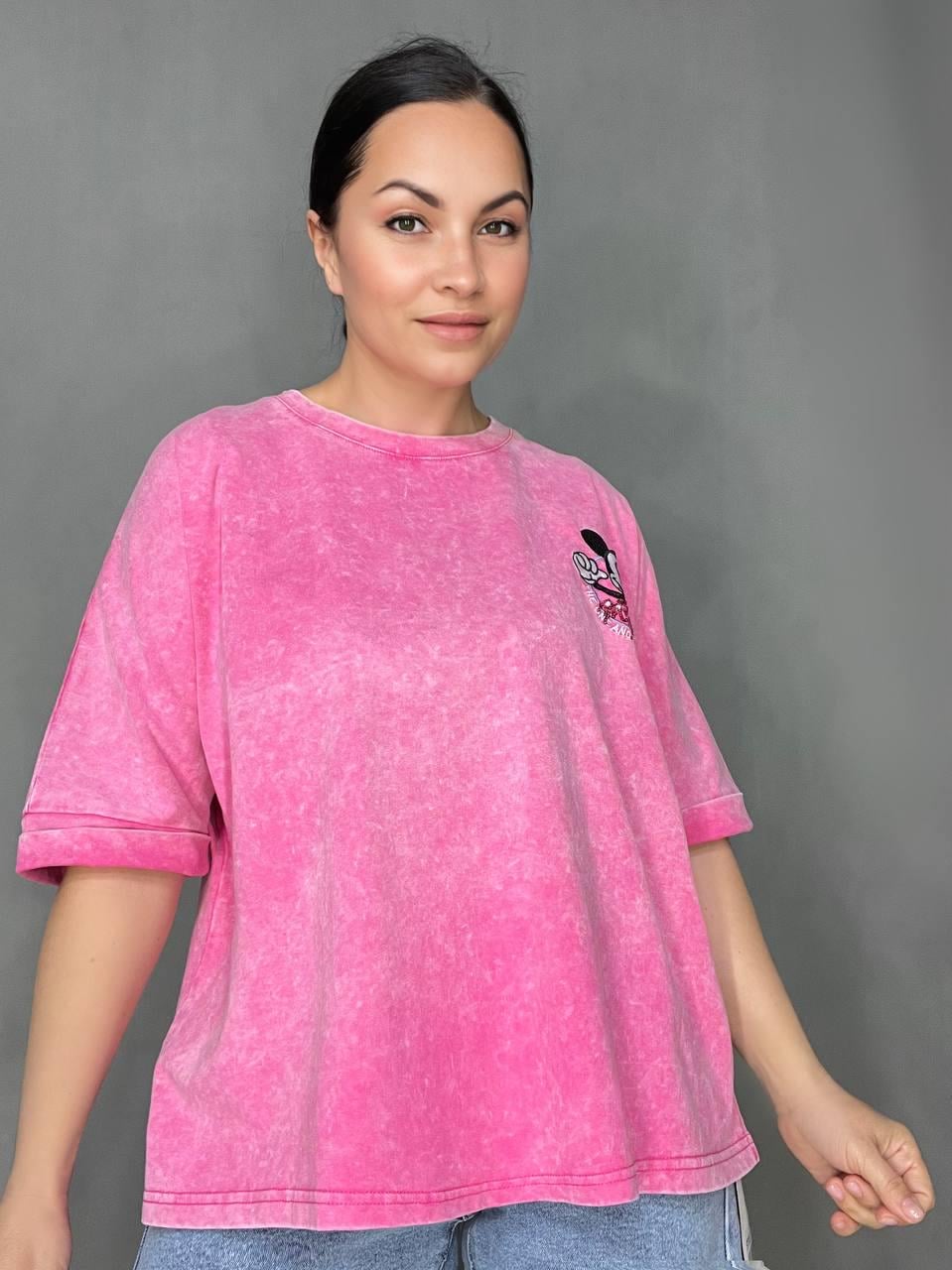 Футболка жіноча A-N 26030 варена тай-дай оверсайз з вишивкою Mickey Mouse XL Рожевий