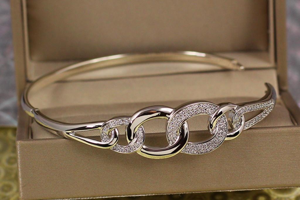 Браслет бенгл Xuping Jewelry Целостность 60 мм 14 мм на руку 17-19 см Серебристый (27136776) - фото 2 Браслет бенгл Xuping Jewelry Целостность 60 мм 14 мм на руку 17-19 см Серебристый (27136776) - фото 2