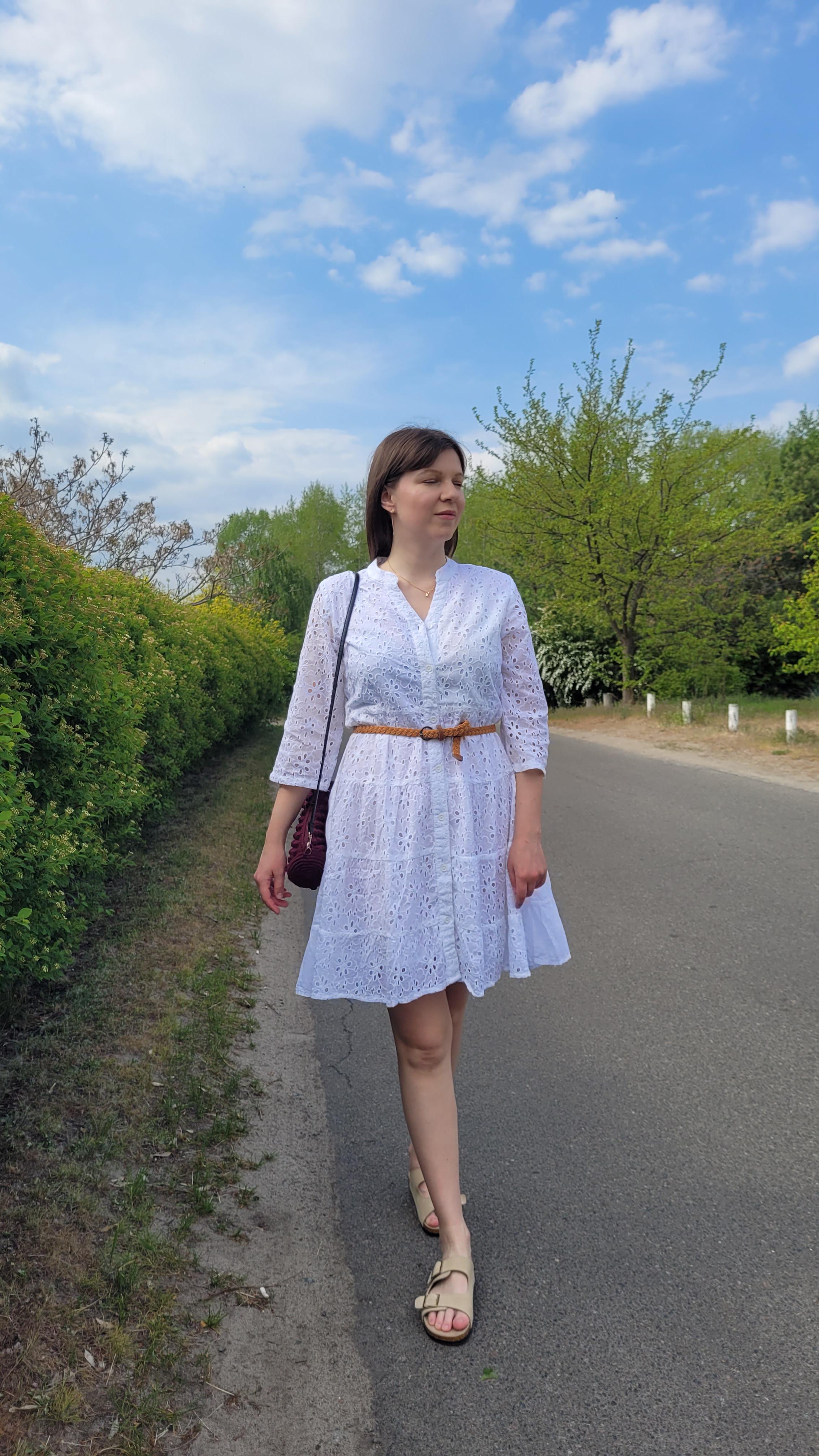 Платье женское летнее с прошвой на пуговицах XL Белый - фото 6 Платье женское летнее с прошвой на пуговицах XL Белый - фото 6