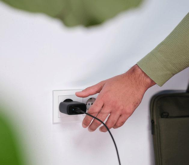 Зарядное устройство сетевое Trust Maxo 65 Вт USB-C с кабелем Черный (24817) - фото 10