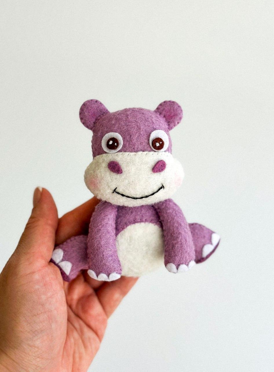 Мягкая игрушка фетровая бегемот ручная работа (29472387) - фото 2 Мягкая игрушка фетровая бегемот ручная работа (29472387) - фото 2