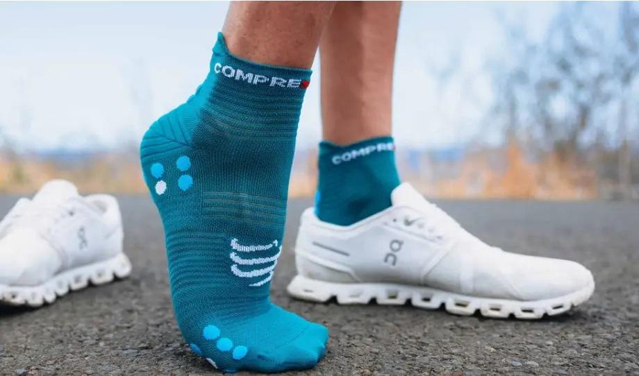 Носки для бега Pro Racing Socks V4.0 Run Low T2 р. 39-41 Shaded Spruce/Hawaiian Ocean (12333482) - фото 5