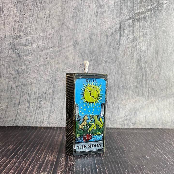 Свеча восковая карта Таро-луна Черная (1333)