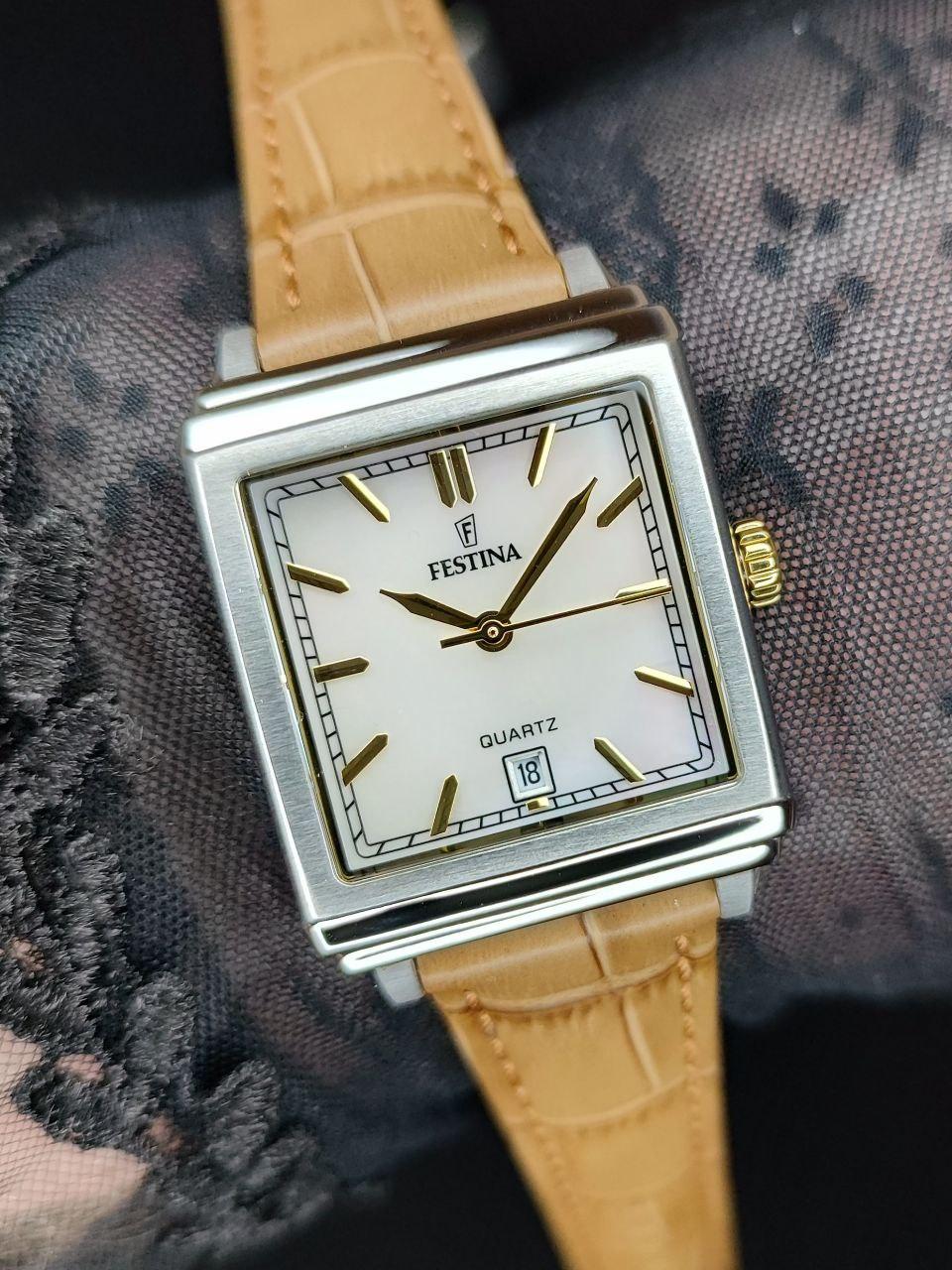 Наручные часы женские Festina On The Square F20682/4 Наручные часы женские Festina On The Square F20682/4