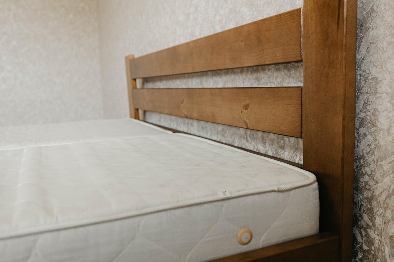 Ліжко двоспальне з масиву сосни 180x200 см Горіх (1869052842) - фото 2