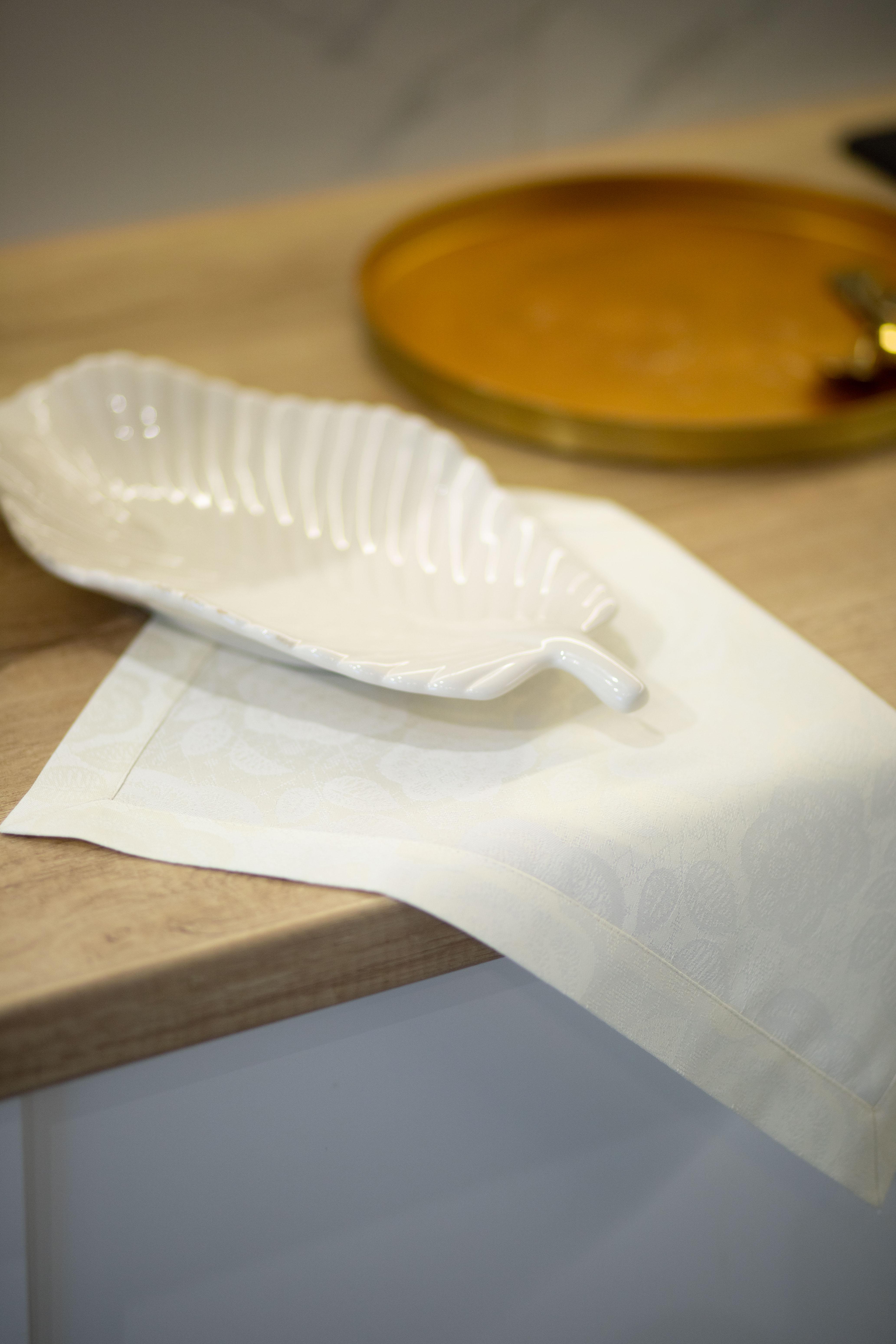 Комплект серветок жакардових Едельвіка Камелія 2 шт. Молочний кремовий (421-23/00) - фото 4 Комплект серветок жакардових Едельвіка Камелія 2 шт. Молочний кремовий (421-23/00) - фото 4