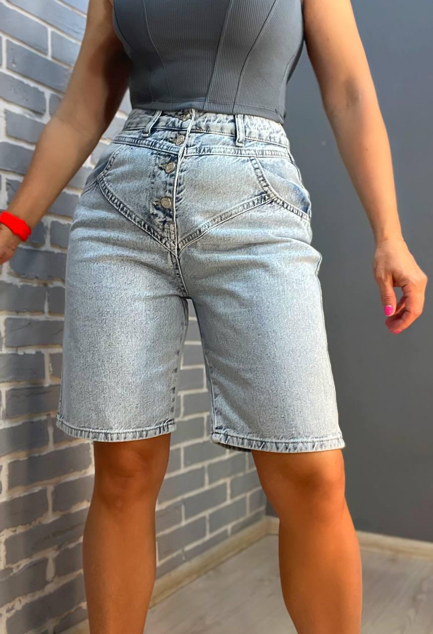 Шорты женские джинсовые Its Basic 2838 STRAIGHT FIT кокетка пуговицы длинные р. 34 Светло-голубой (24139692) - фото 3 Шорты женские джинсовые Its Basic 2838 STRAIGHT FIT кокетка пуговицы длинные р. 34 Светло-голубой (24139692) - фото 3