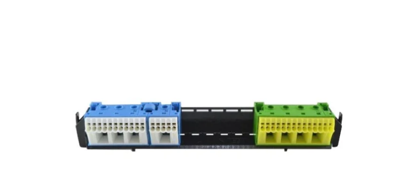 Держатель с клеммами Hager VZ462 PE/N для 2-рядных щитков volta VU (35557110) Держатель с клеммами Hager VZ462 PE/N для 2-рядных щитков volta VU (35557110)