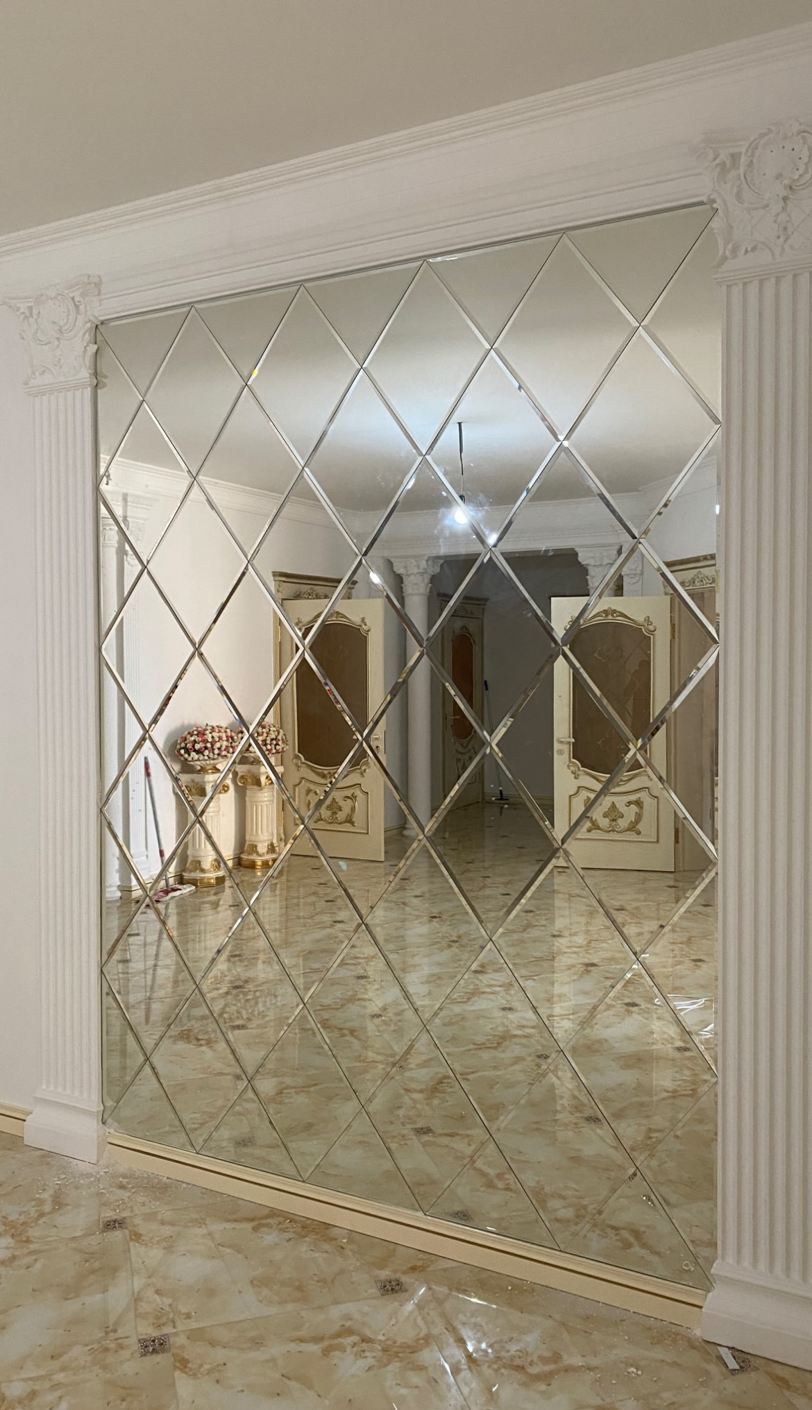 Панно дзеркальне YUF_GLASS 2500х1100 мм (312)