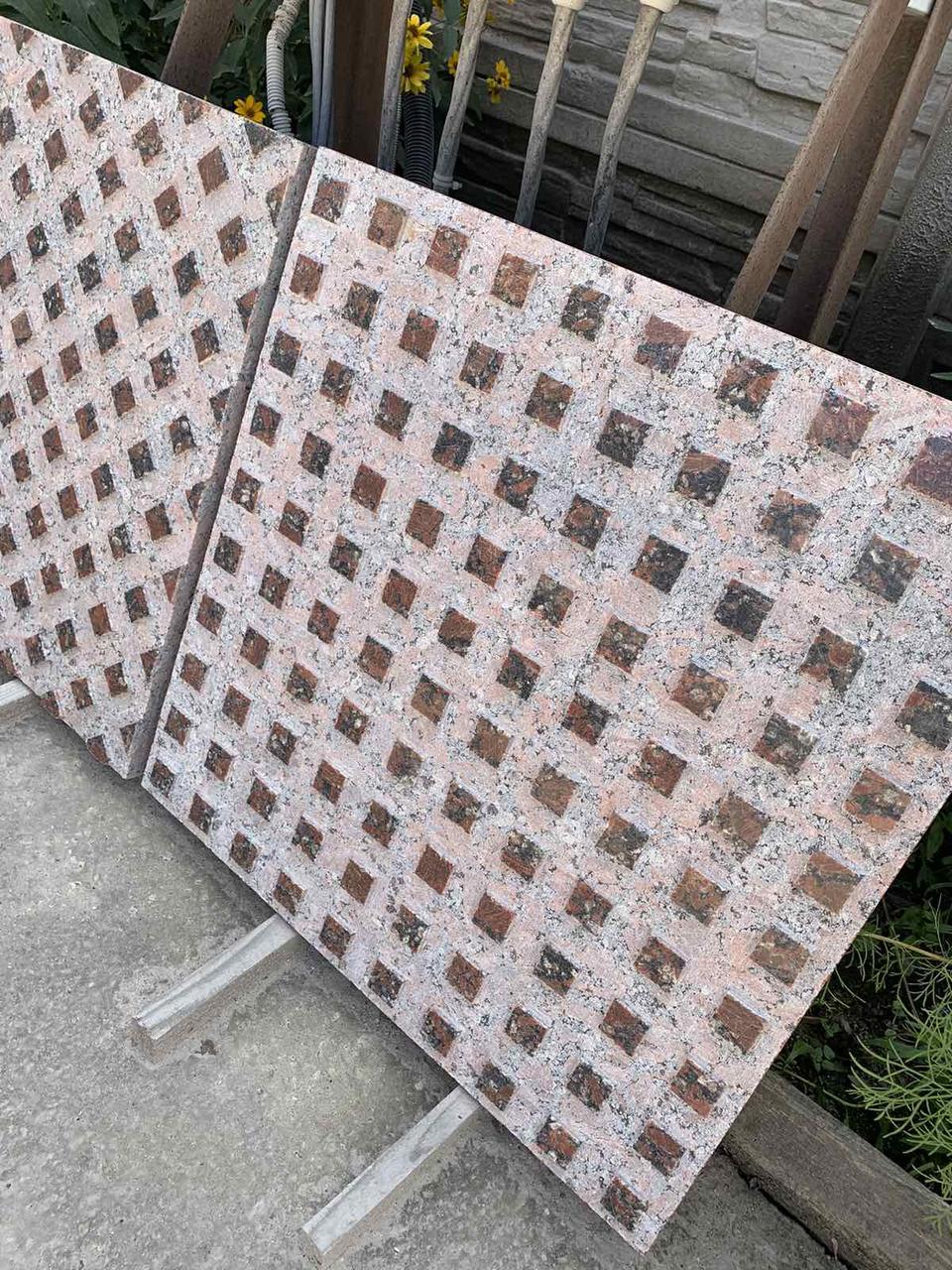 Плитка з граніту тактильна 300х300х30 мм 10 шт. 1 м2 (25887466) - фото 7 Плитка з граніту тактильна 300х300х30 мм 10 шт. 1 м2 (25887466) - фото 7