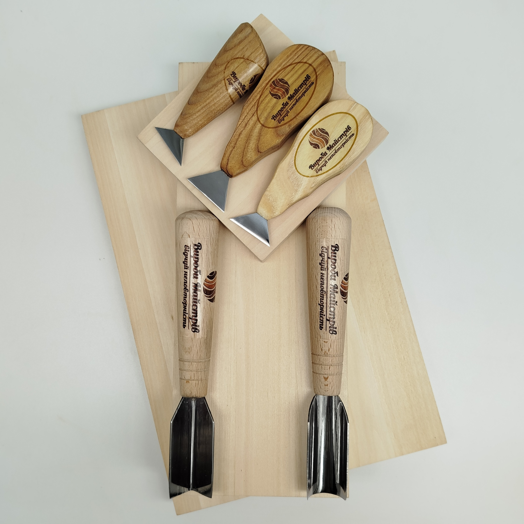 Набор для резьбы по дереву 3 доски/5 инструментов (33740834)