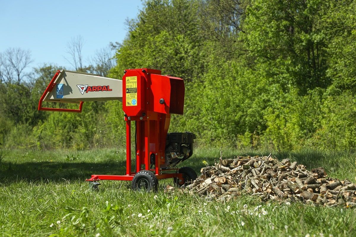 Подрібнювач гілок Arpal на шматки дров з бензиновим двигуном (АМ-80БД) - фото 13