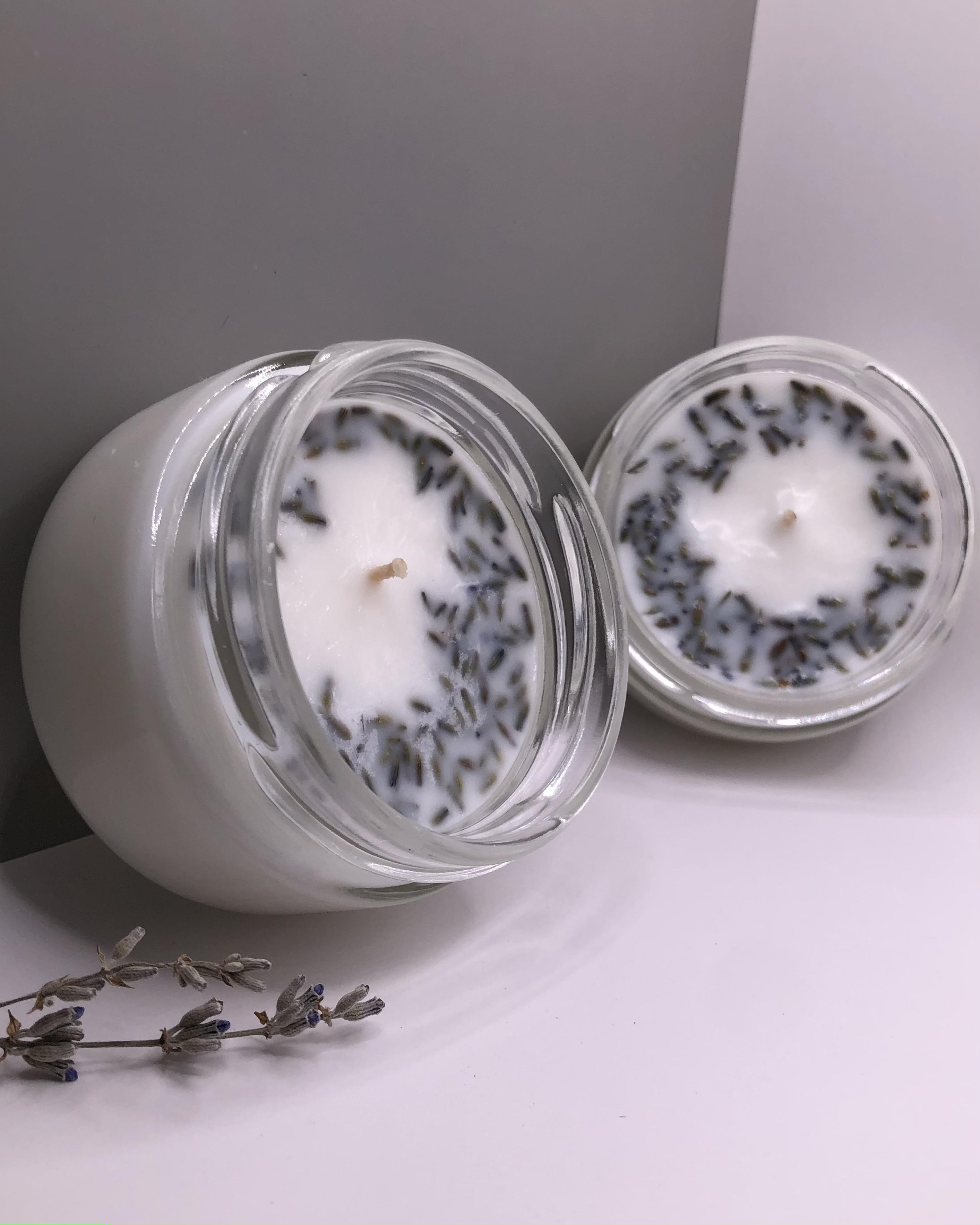 Свеча соевая Lavender с ароматом корицы 100 г 5 см - фото 2