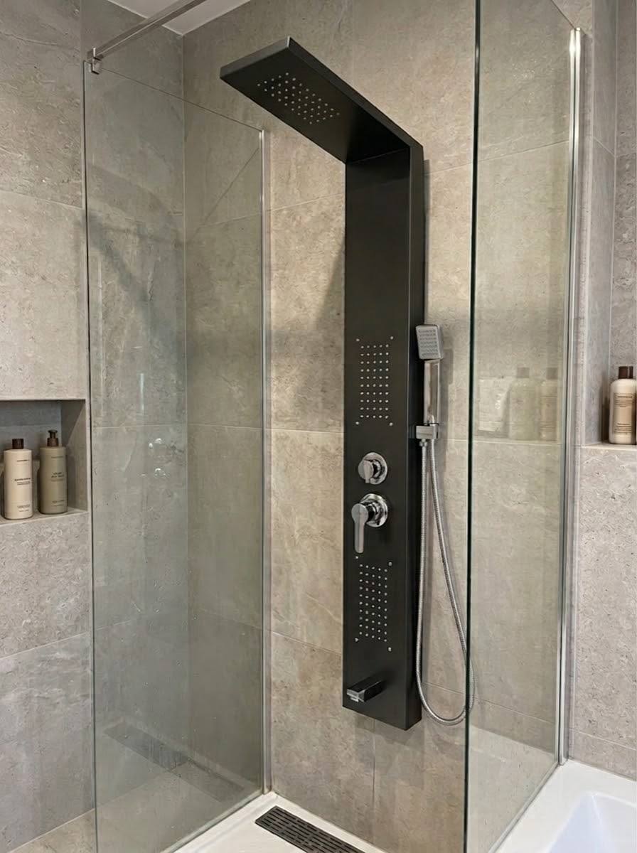 Душевая панель Epelli Mega Shower Square Nero 03 с фиксированной воронкой/массажными форсунками и изливом Черный (38545834)