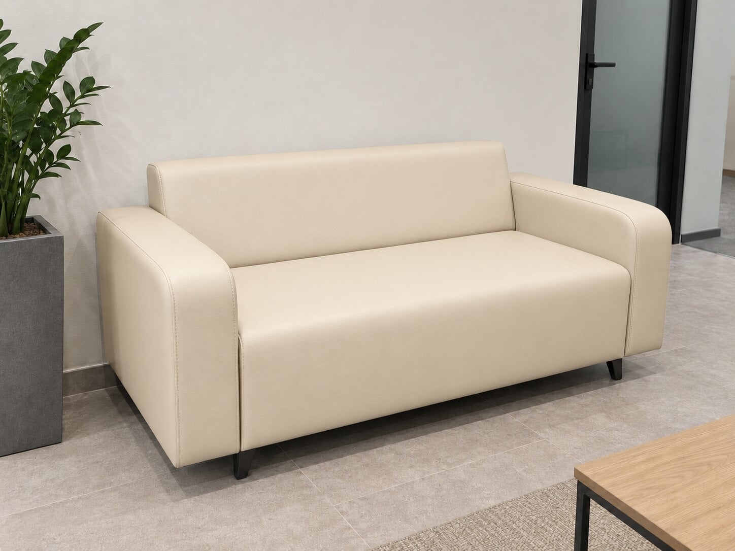 Диван офисный Tobi Sho Арне с подлокотниками 1580х700х740 мм кожзам Cream (2207)