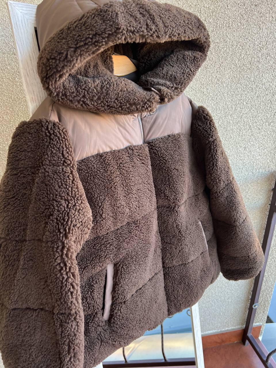 Куртка женская Lady Yep 9055 тедди комбинированная искусственный мех оверсайз с капюшоном р. 44-48 Коричневый (3055) - фото 5