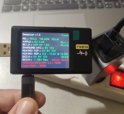 Зарядное устройство сетевое UGREEN 100W GaN Fast Charger 2xType-C+USB-A (28842423) - фото 11