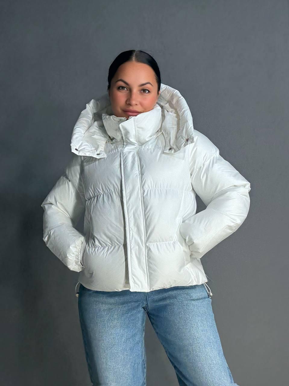 Куртка женская Lady Yep 10005 дутая пуффер с капюшоном р. 46 Белый - фото 9 Куртка женская Lady Yep 10005 дутая пуффер с капюшоном р. 46 Белый - фото 9