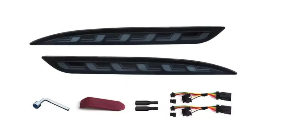 Рефлектор заднего бампера для Tesla Model 3 Black/Red