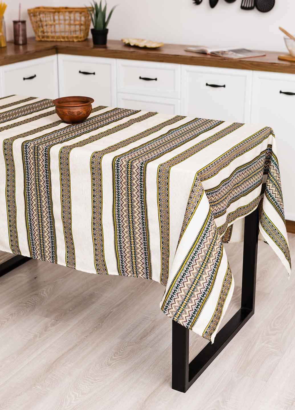 Скатерть вышитая с украинским орнаментом 2,2х1,5 м (рнд1-131-22)