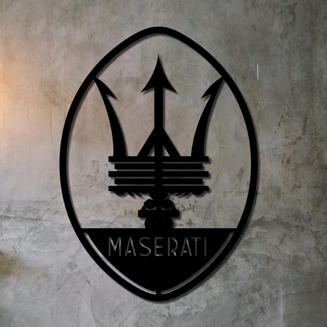 Декор настенный Maserati деревянный