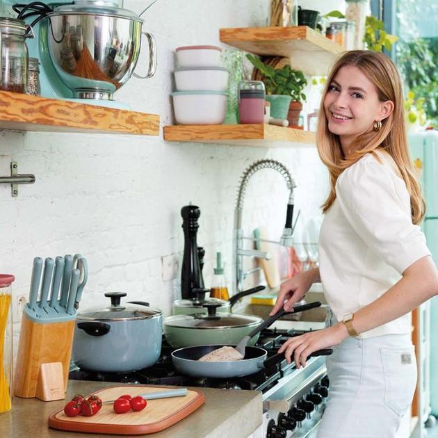 Ковш BergHOFF с антипригарным покрытием Leo Sage 18 см 1,9 л (3950372) - фото 4 Ковш BergHOFF с антипригарным покрытием Leo Sage 18 см 1,9 л (3950372) - фото 4